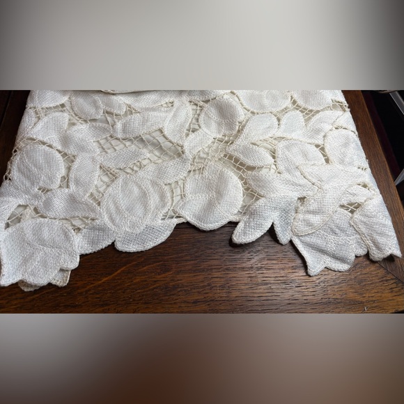 SIMKHAI Mickie guipure lace dress in Natural White. Size See Measurements - Picture 11 of 16